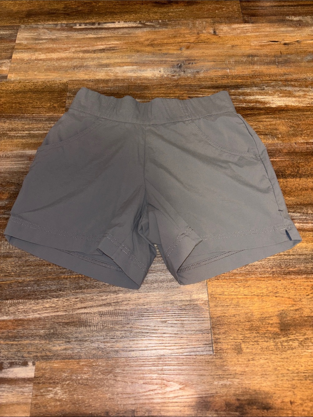 Columbia Gray Shorts